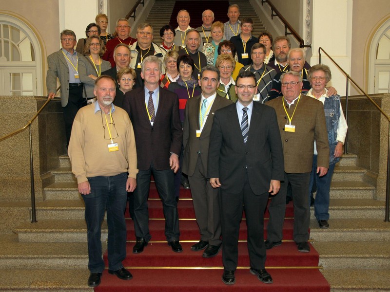 Bürger aus Neufahrn besuchen Landtag