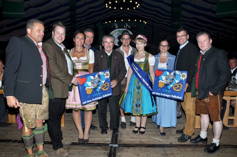 Traditioneller Volksfestbesuch der Freisinger CSU