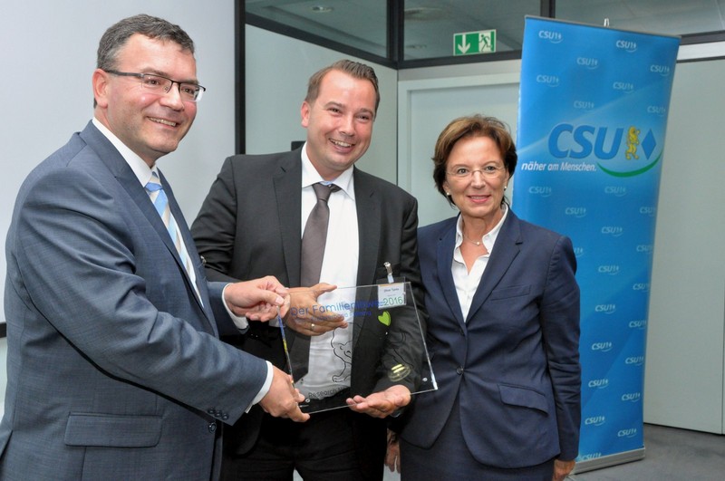 Familienlöwe des CSU-Kreisverbandes Freising für familienfreundliche Unternehmen 2016 verliehen