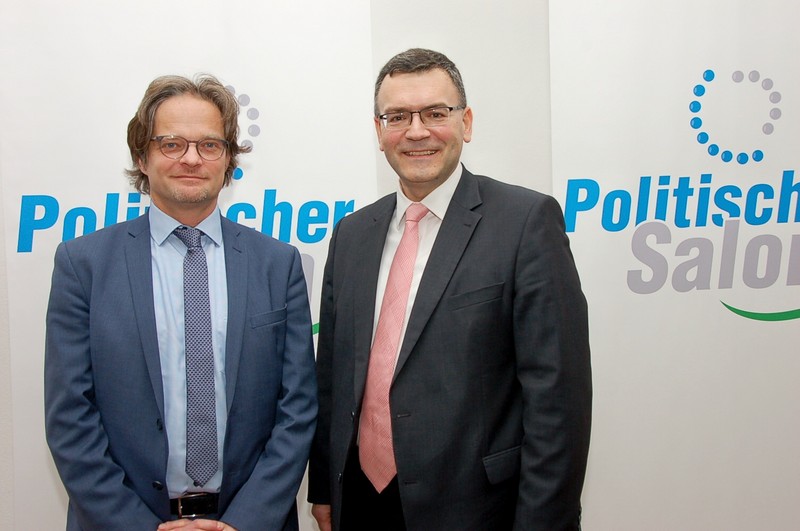 "Die Verzauberung der Welt" - Politischer Salon mit Professor Jörg Lauster