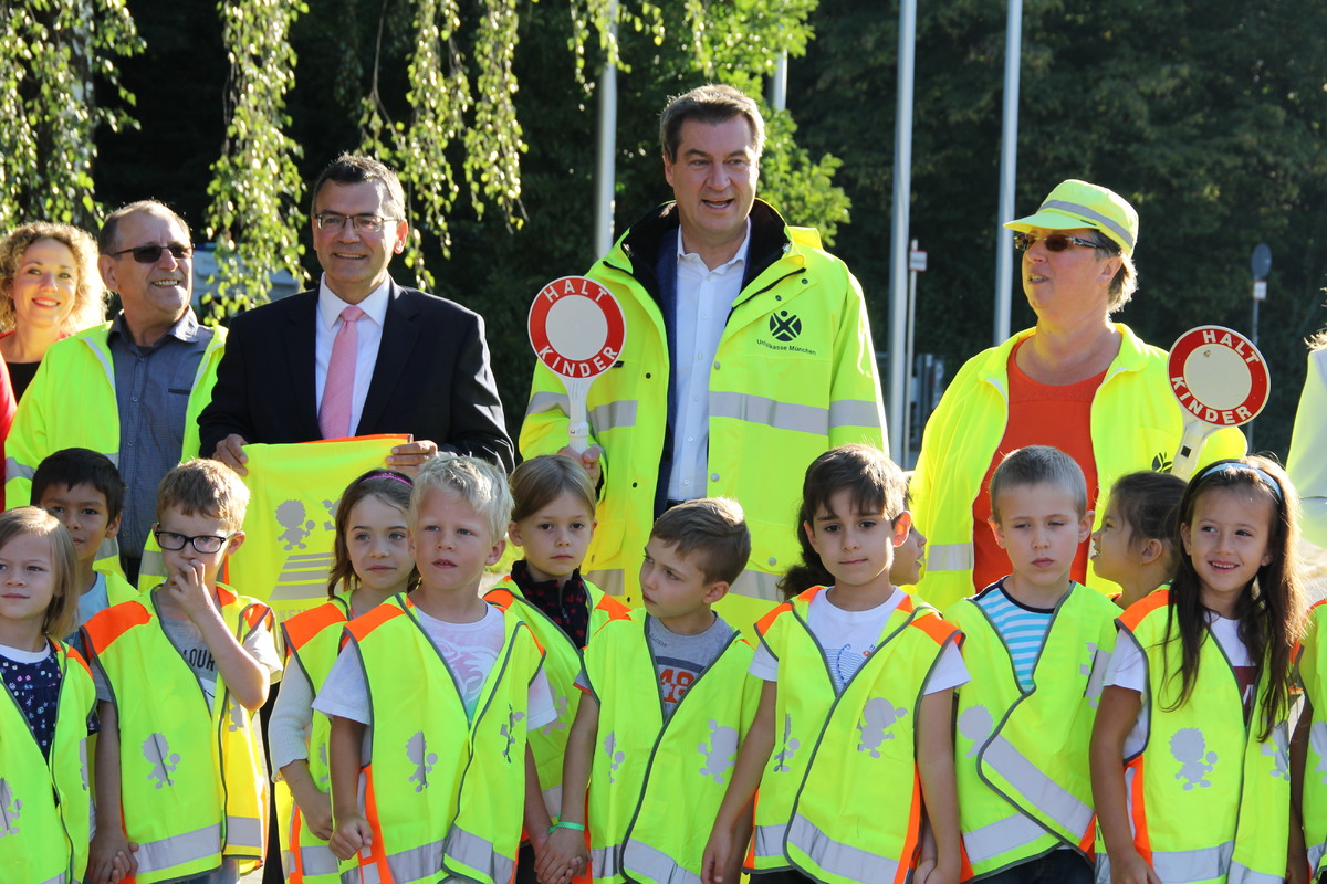 Sicher zur Schule - sicher nach Hause - Auftakt mit Ministerpräsident Dr. Markus Söder