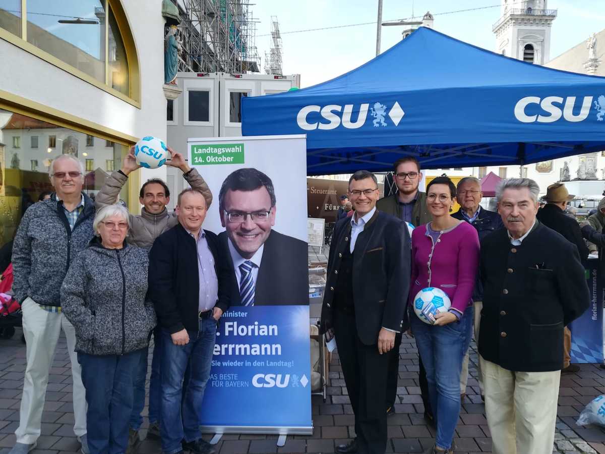 Viele gute Gespräche an den Infoständen im Landkreis Freising