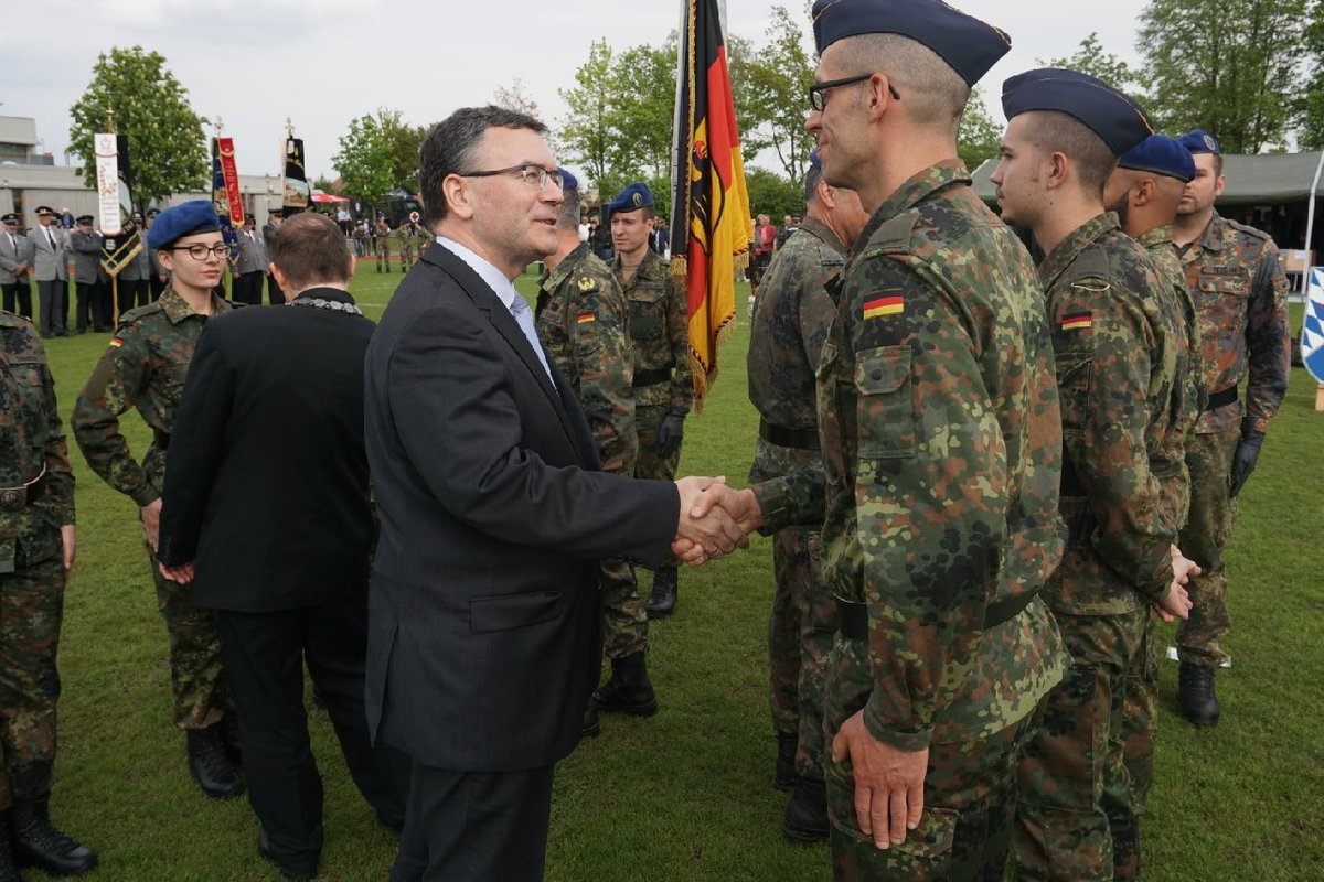 Gelöbnis des Sanitätslehrregiments „Niederbayern“