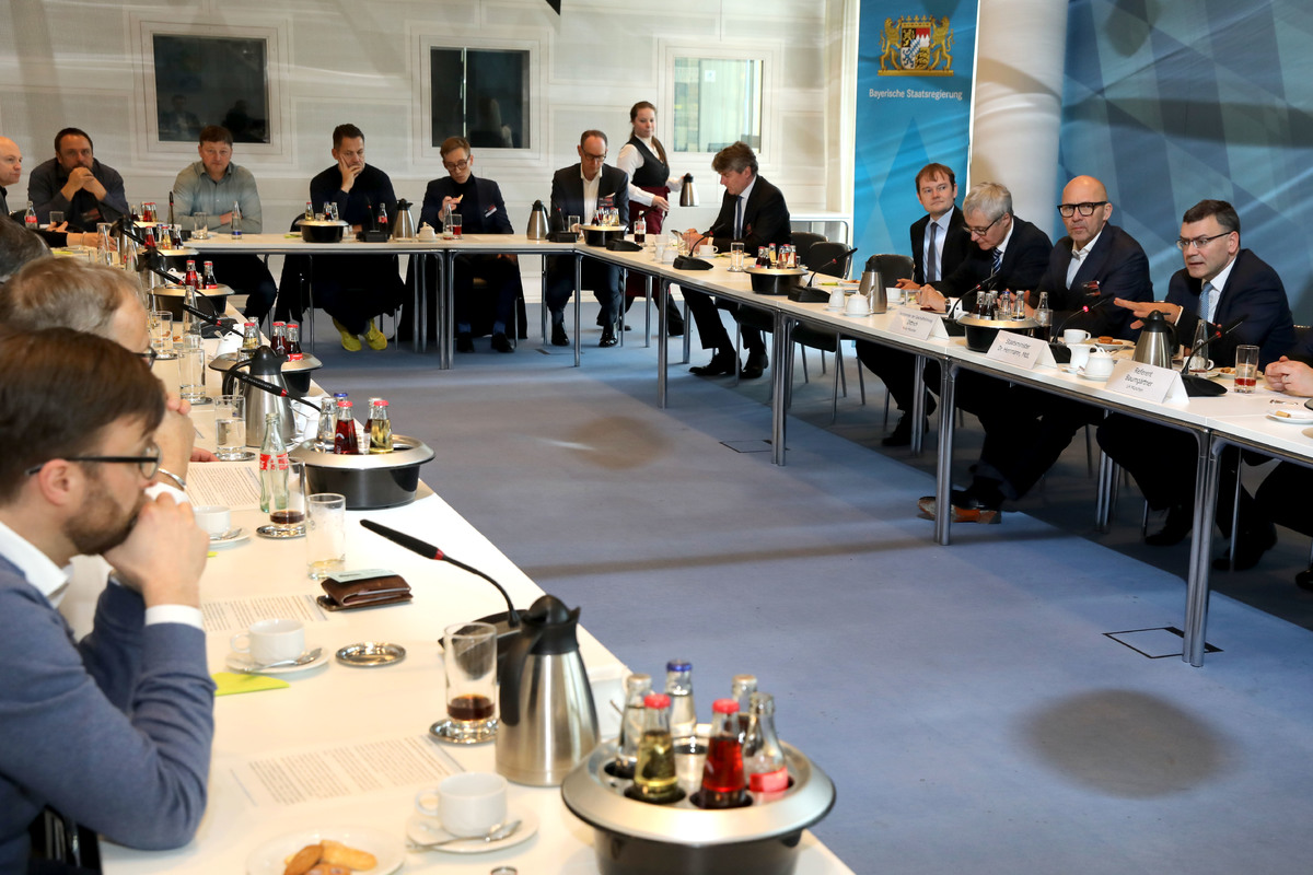 IAA: Staatsregierung unterstützt die Münchner Bewerbung
