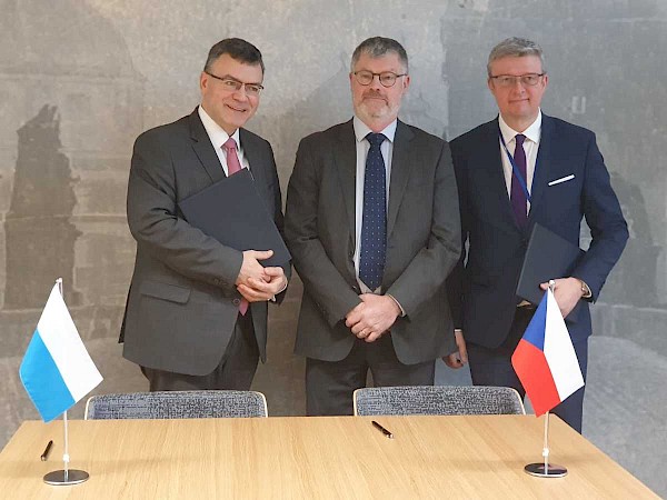 Bayern und Tschechien vereinbaren 5G-Korridor München-Prag Bayern und Tschechien vereinbaren 5G-Korridor München-Prag