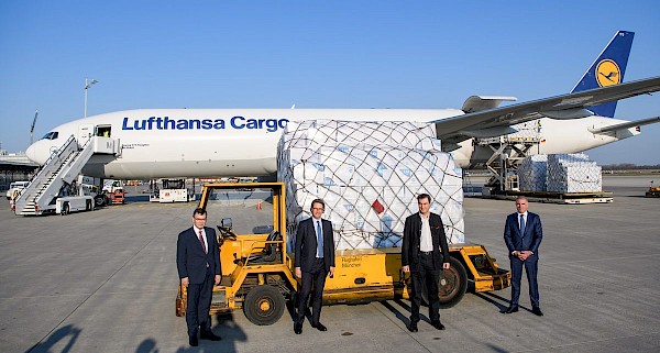 Schutzmasken-Lieferung am Flughafen München Schutzmasken-Lieferung am Flughafen München