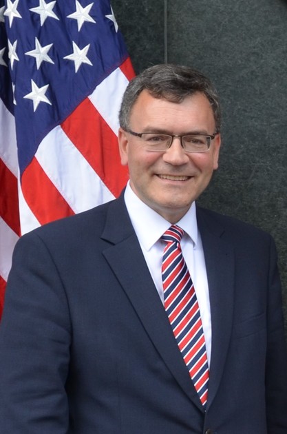 US Army Europe erhält Fahnenband des Bayerischen Ministerpräsidenten
