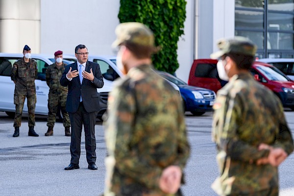 Hilfe der Bundeswehr unersetzlich im Katastrophenfall Hilfe der Bundeswehr unersetzlich im Katastrophenfall