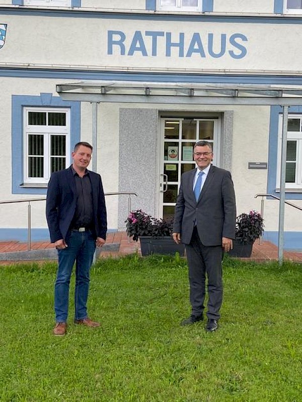 Antrittsbesuch bei Bürgermeister Mario Berti in Hohenkammer Antrittsbesuch bei Bürgermeister Mario Berti in Hohenkammer