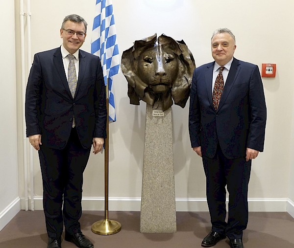 Gedankenaustausch mit Israels Botschafter Jeremy Issacharoff Gedankenaustausch mit Israels Botschafter Jeremy Issacharoff