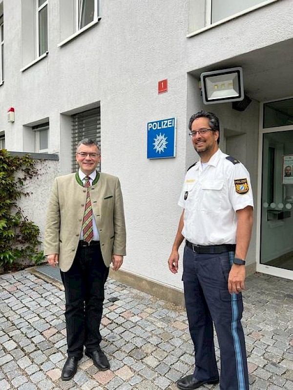 Gespräch mit Polizeirat Mithun Küffner, Leiter der Verkehrspolizeiinspektion Freising Gespräch mit Polizeirat Mithun Küffner, Leiter der Verkehrspolizeiinspektion Freising