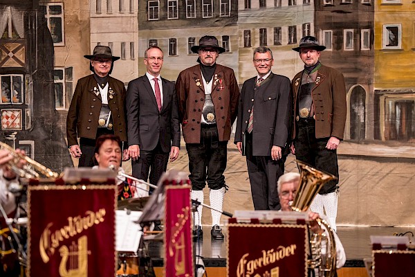35. Landestreffen der Egerländer Gmoin in Bayern 35. Landestreffen der Egerländer Gmoin in Bayern