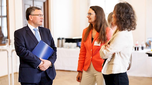 Auftaktveranstaltung des 5. Mentoring-Programms „Karriere mit Familie“ Auftaktveranstaltung des 5. Mentoring-Programms „Karriere mit Familie“