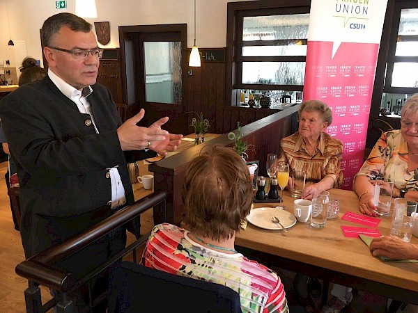 Sommerempfang der Frauenunion im Landkreis Freising Sommerempfang der Frauenunion im Landkreis Freising