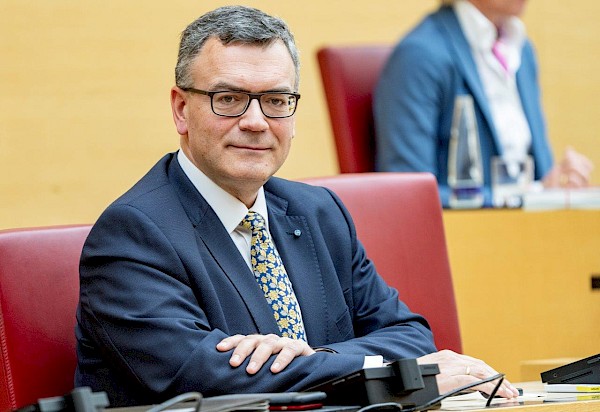 Haushaltsdebatte im Bayerischen Landtag Haushaltsdebatte im Bayerischen Landtag