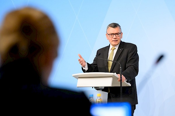 Kabinett: Klage gegen die Wahlrechtsänderung Kabinett: Klage gegen die Wahlrechtsänderung