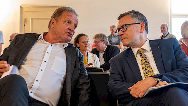 50 Jahre Katholisches Kreisbildungswerk Bad Tölz-Wolfratshausen e.V. 50 Jahre Katholisches Kreisbildungswerk Bad Tölz-Wolfratshausen e.V.