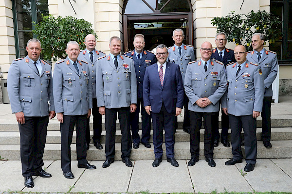 Mittagessen mit bayerischen Generälen Mittagessen mit bayerischen Generälen