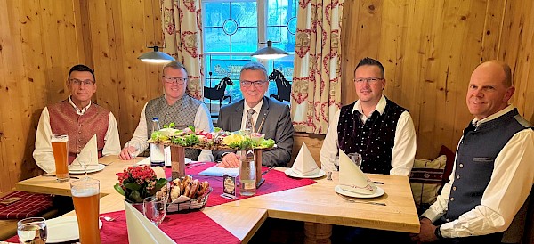 Sommergespräche: Gespräch mit der Kreisbrandinspektion Freising Sommergespräche: Gespräch mit der Kreisbrandinspektion Freising