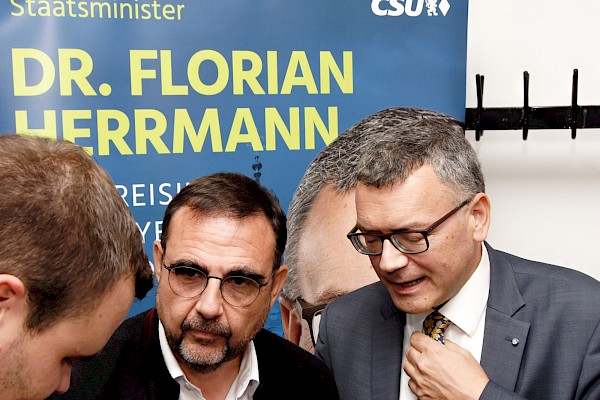 Zukunft der medizinischen Versorgung im Landkreis Freising Zukunft der medizinischen Versorgung im Landkreis Freising