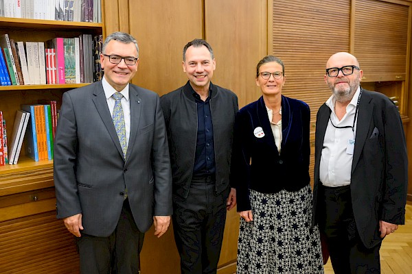 Bayerische Verlegertafel Bayerische Verlegertafel
