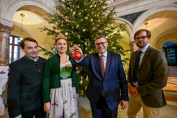 Christbäume für die Bayerische Staatskanzlei 2023