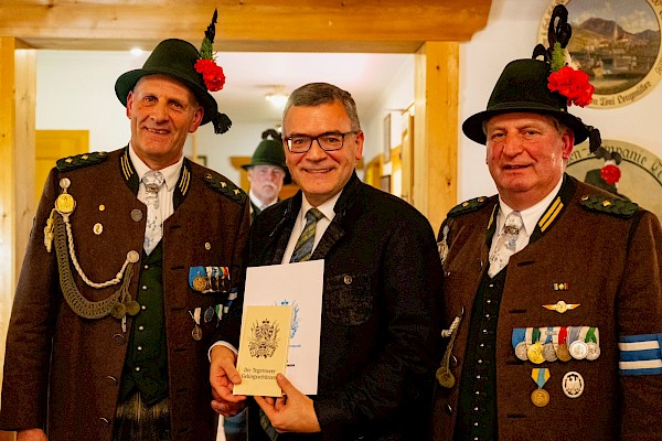 Aufnahme in die Gebirgsschützen-Kompanie Tegernsee Aufnahme in die Gebirgsschützen-Kompanie Tegernsee