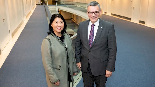 Gespräch mit Yoko Higuchi-Zitzmann Gespräch mit Yoko Higuchi-Zitzmann