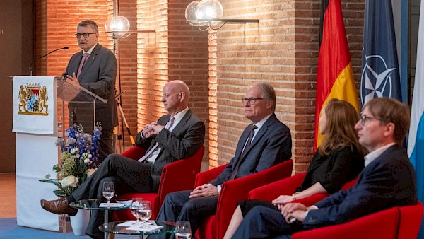 Sicherheitspolitisches Gespräch: 80 Jahre Kriegsende – 70 Jahre NATO-Mitgliedschaft Deutschlands