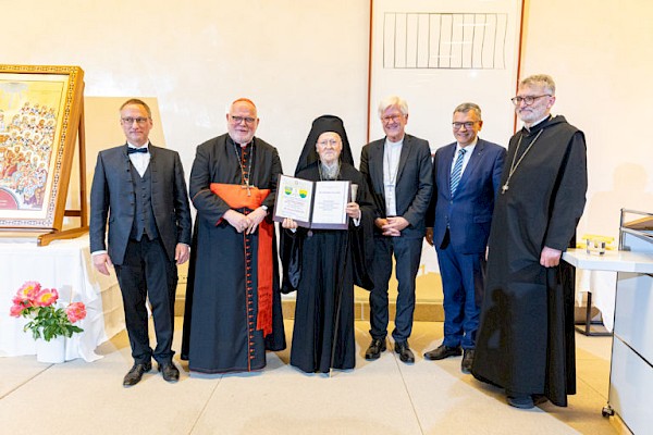 „Ökumenischer Preis der Katholischen Akademie“ und „Abt-Emmanuel-Heufelder-Preis“ „Ökumenischer Preis der Katholischen Akademie“ und „Abt-Emmanuel-Heufelder-Preis“