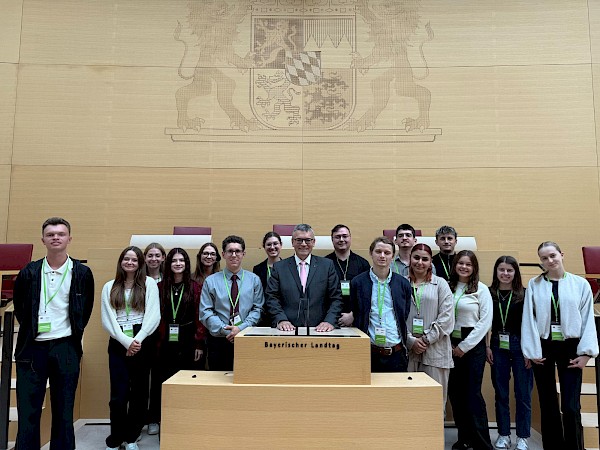 Landtagsbesuch der Azubis der Stadt Freising