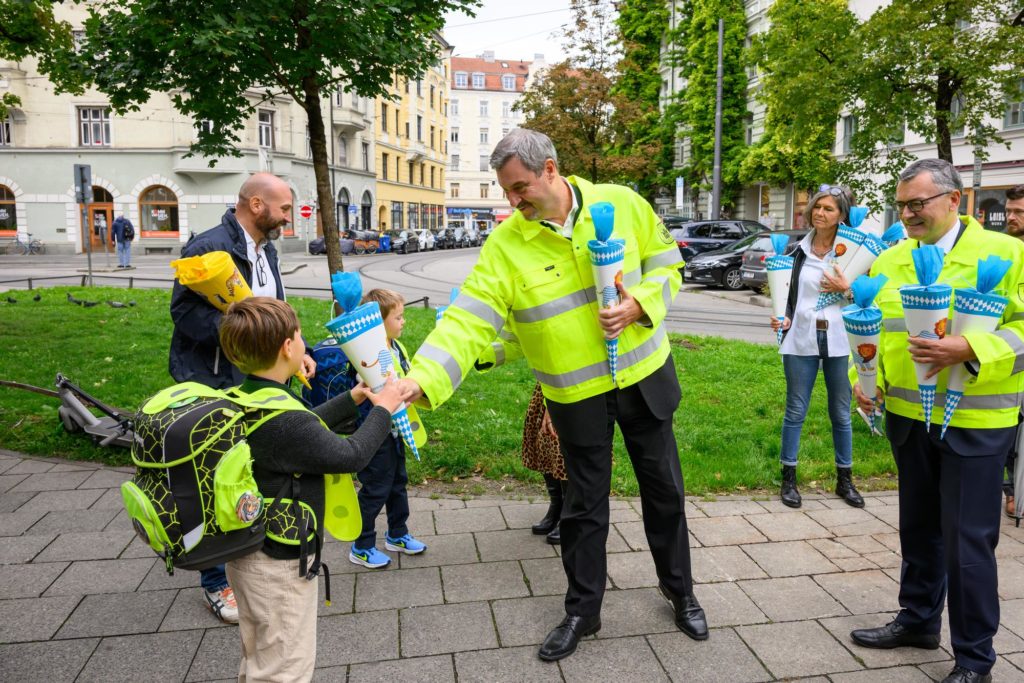 Schulstart in Bayern 2025: Sicher zur Schule – sicher nach Hause