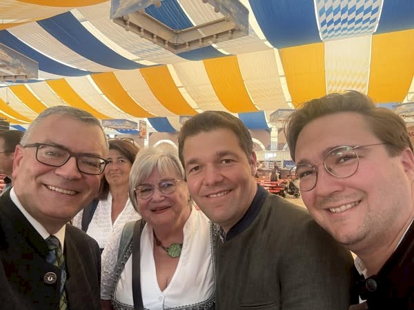 Herbstschau-Festumzug 2025 in Moosburg an der Isar Herbstschau-Festumzug 2025 in Moosburg an der Isar