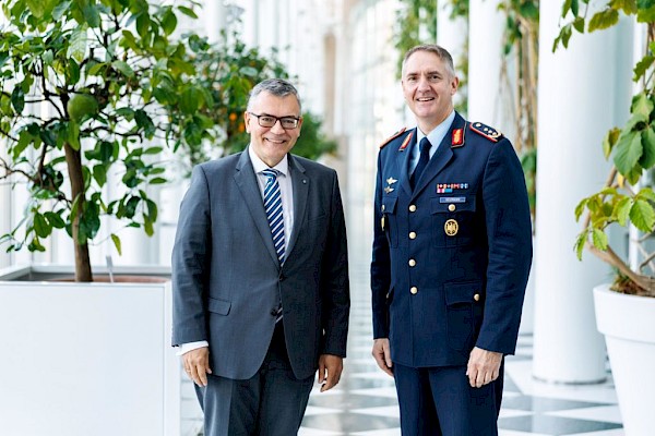 Gespräch mit Generalleutnant Holger Neumann