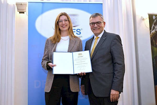 Verleihung des „Aquila ascendens“ des Dialogforums Sicherheitspolitik