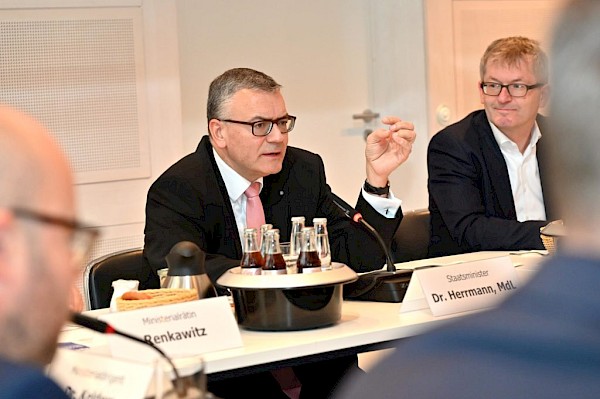 Erste Sitzung des Start-up Council