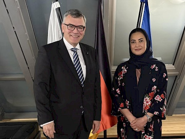 Austausch mit der Botschafterin des Sultanats Oman, I. E. Frau Maitha Al Mahrouqui