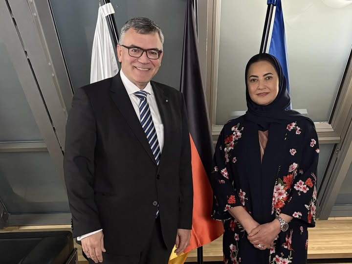 Austausch mit der Botschafterin des Sultanats Oman, I. E. Frau Maitha Al Mahrouqui