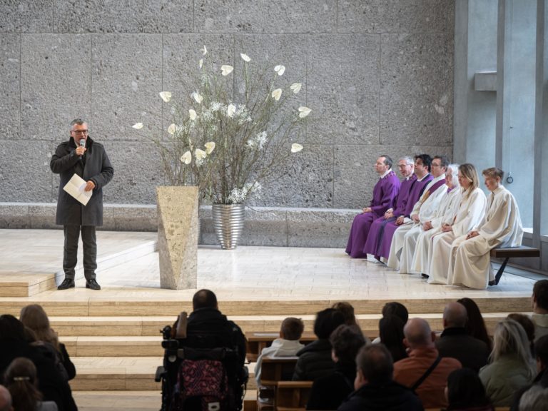 Wiedereröffnung der Kirche St. Thomas Morus