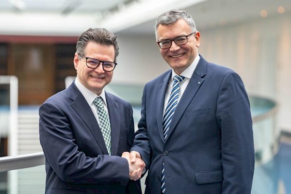 Gespräch mit JEWLIF-Generalsekretär Andrei Kovacs