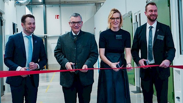 Eröffnung des neuen Produktions- und Testhangars von Vaeridion in Oberpfaffenhofen