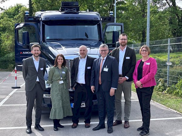Besuch bei AUMOVIO am Standort Ingolstadt