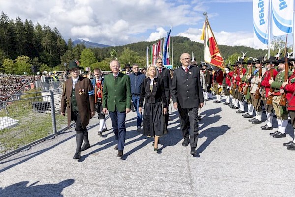28. Alpenregionstreffen des Bundes der Tiroler Schützenkompanien