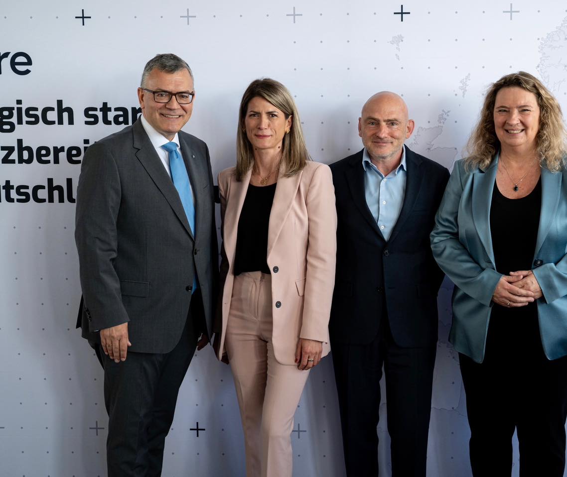 Eröffnung des Deutschland-Standorts von Spire Global