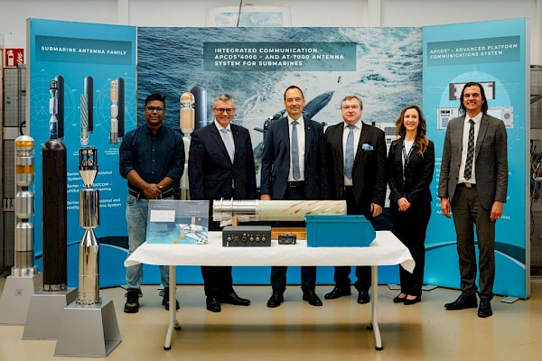 Besuch bei der AEROMARITIME Systembau GmbH