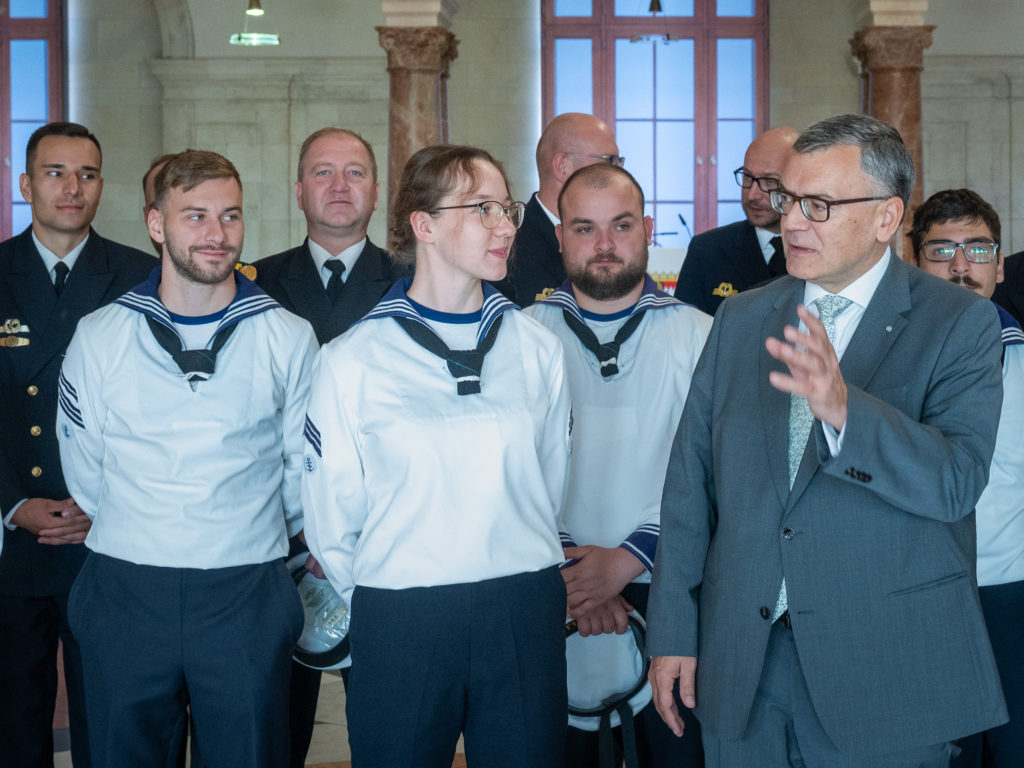 Begrüßung einer Delegation der Fregatte Bayern